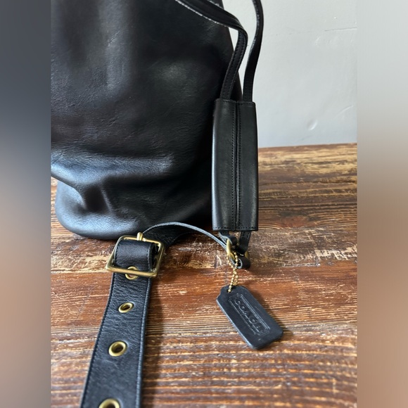 Vintage 🇺🇸Coach Handbag in black - Picture 8 of 14